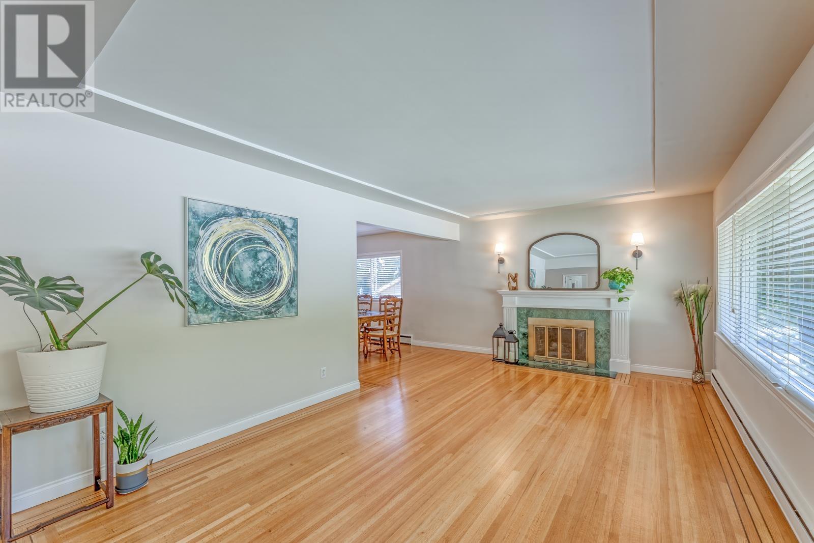 Property at 923 PROSPECT AVENUE image 2