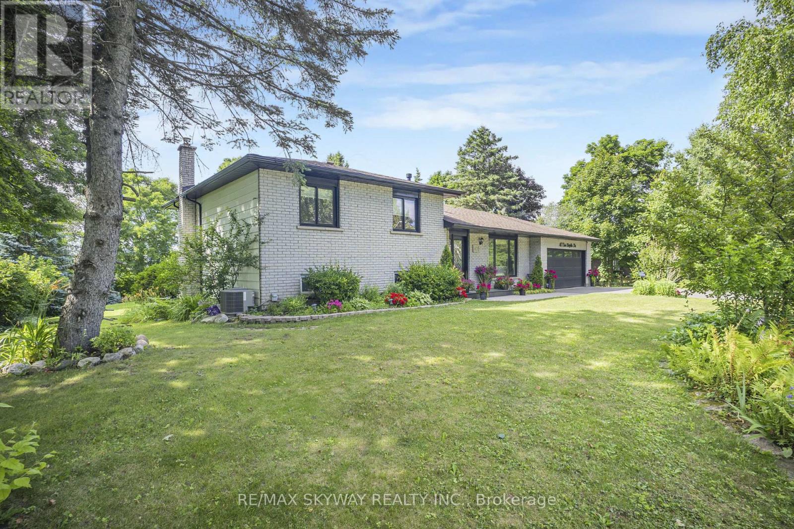 Property at 47 ERIN HEIGHTS DRIVE image 2