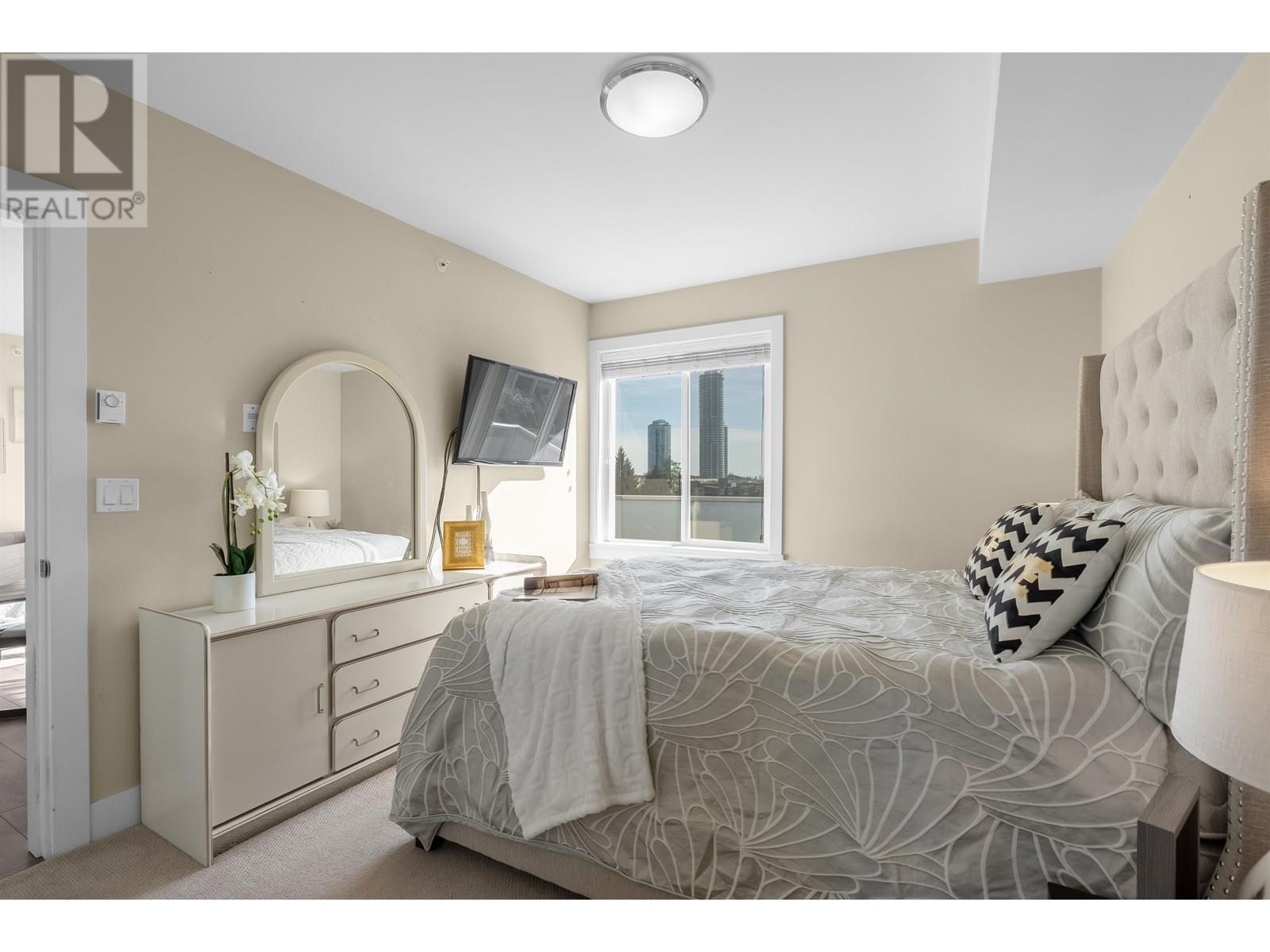 302 7377 14th Avenue, Burnaby, British Columbia  V3N 1Z7 - Photo 15 - R3030175