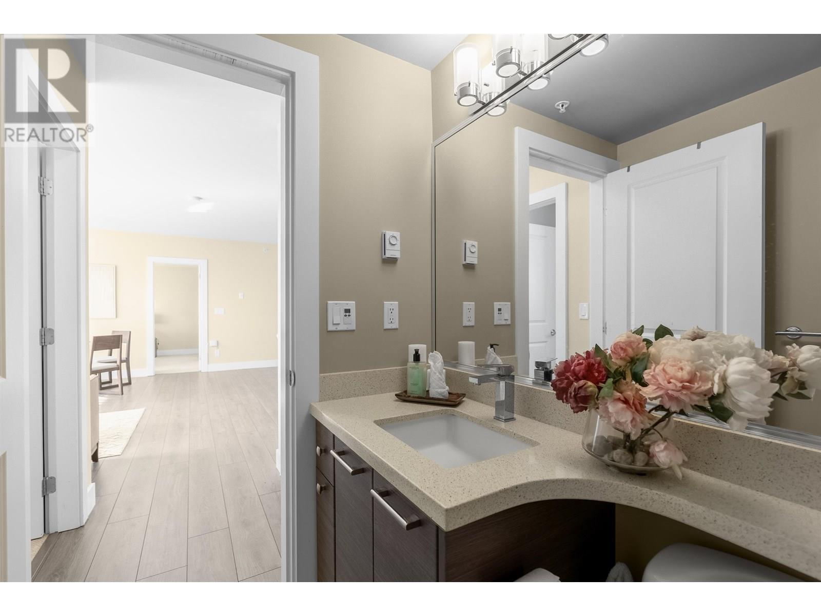 302 7377 14th Avenue, Burnaby, British Columbia  V3N 1Z7 - Photo 21 - R3030175