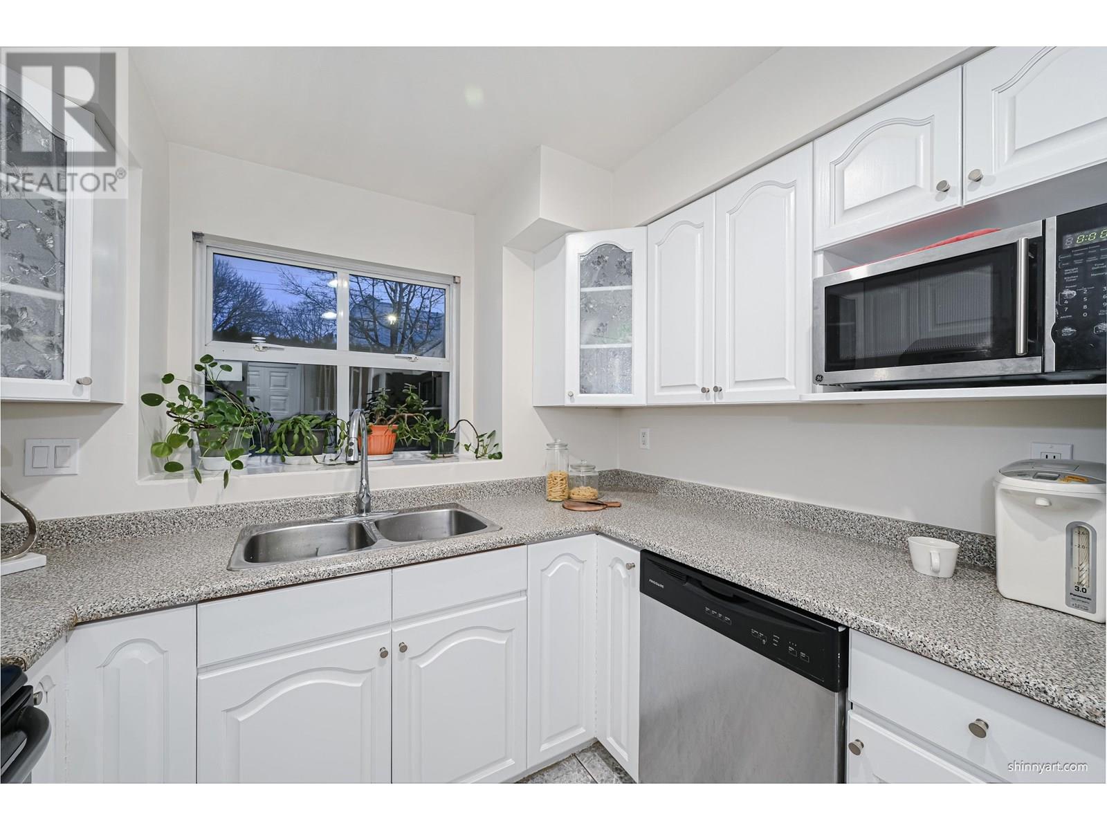 1 7711 Moffatt Road, Richmond, British Columbia  V6Y 1X9 - Photo 5 - R3030186