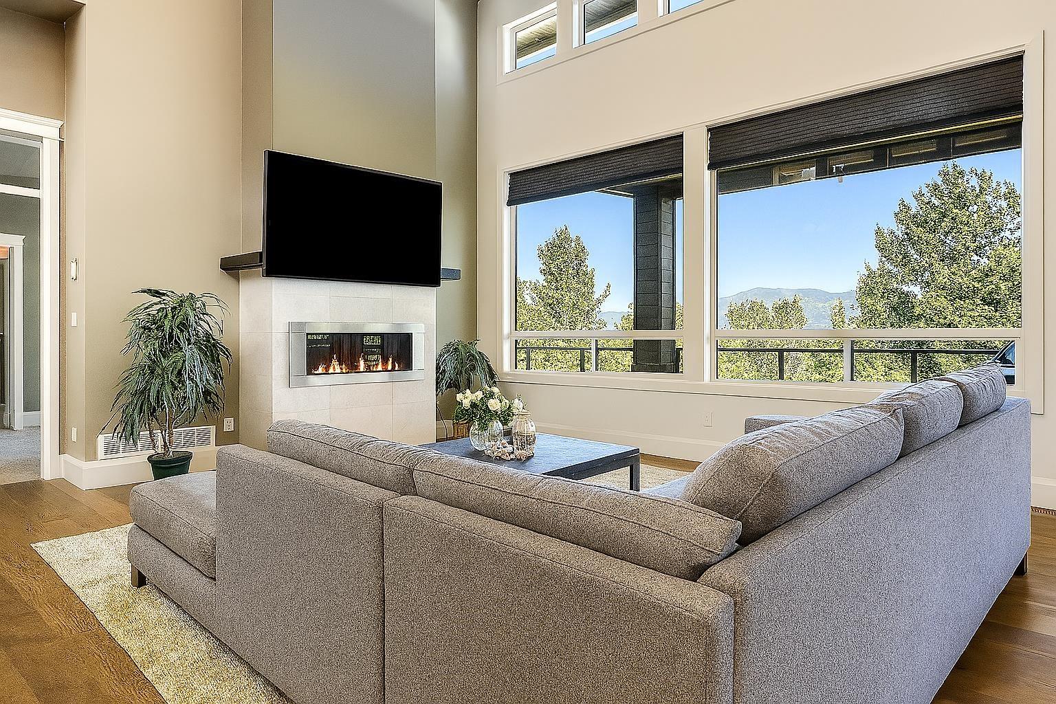 Property at 7 50778 LEDGESTONE PLACE image 2