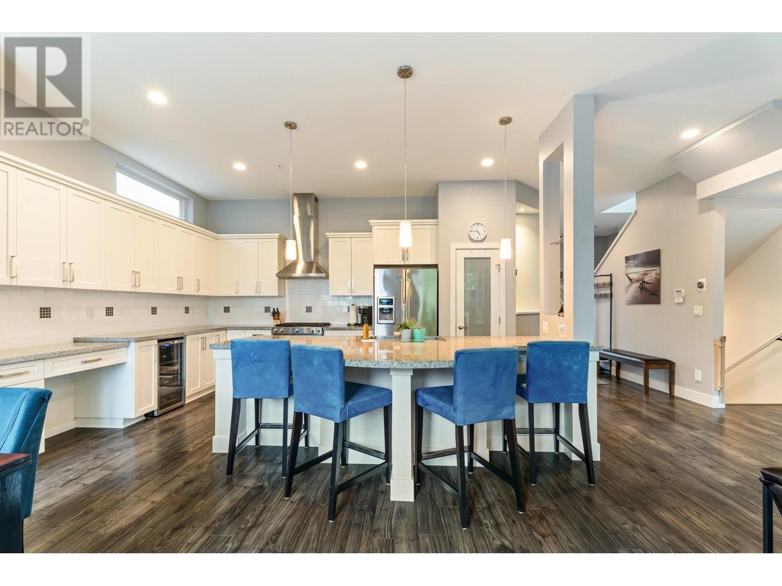 24725 104 Avenue, Maple Ridge, British Columbia  V2W 0H8 - Photo 4 - R3026877