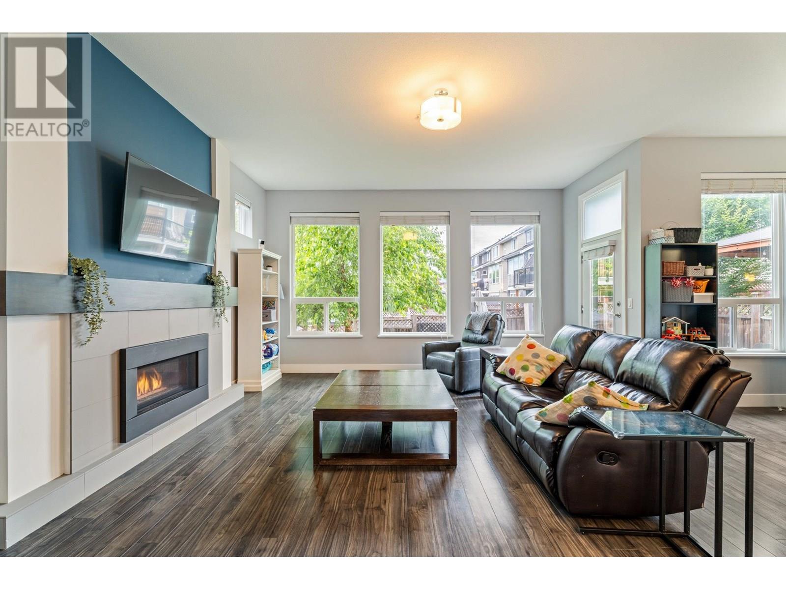 24725 104 Avenue, Maple Ridge, British Columbia  V2W 0H8 - Photo 3 - R3026877