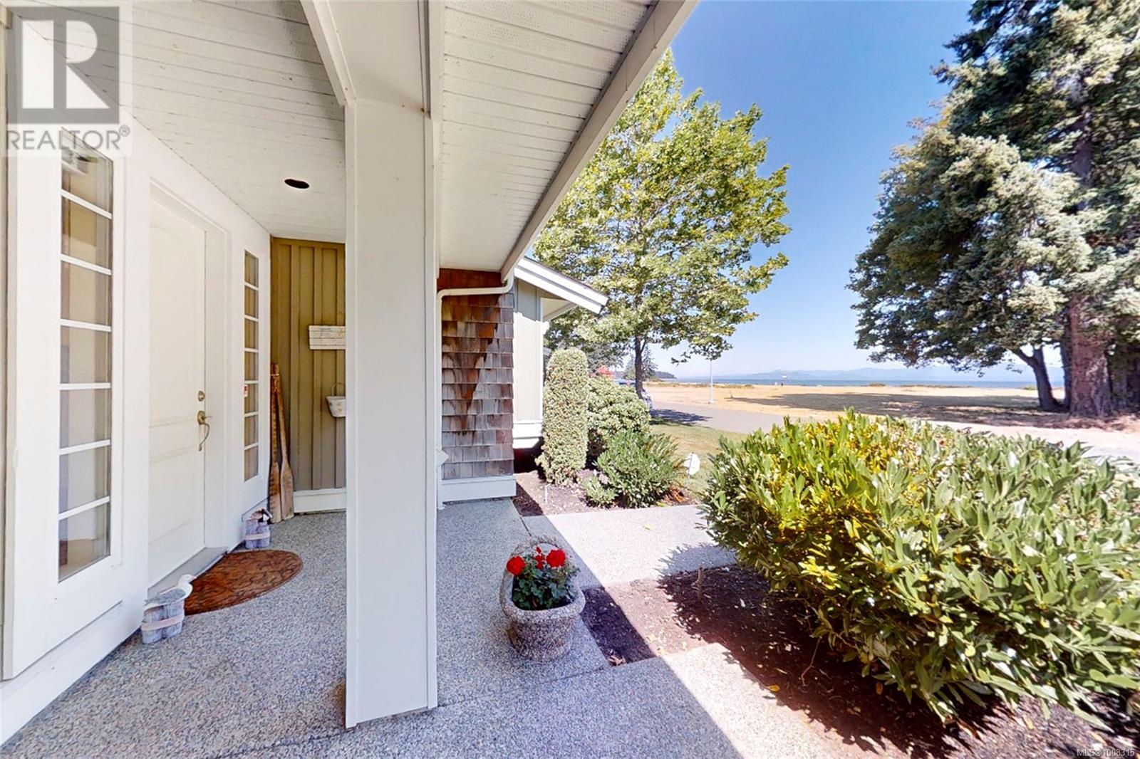 Property at 1336 Saltspring Pl image 3