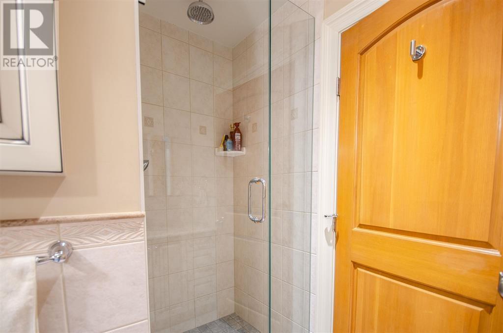 Property at 5085 1 AVENUE image 2