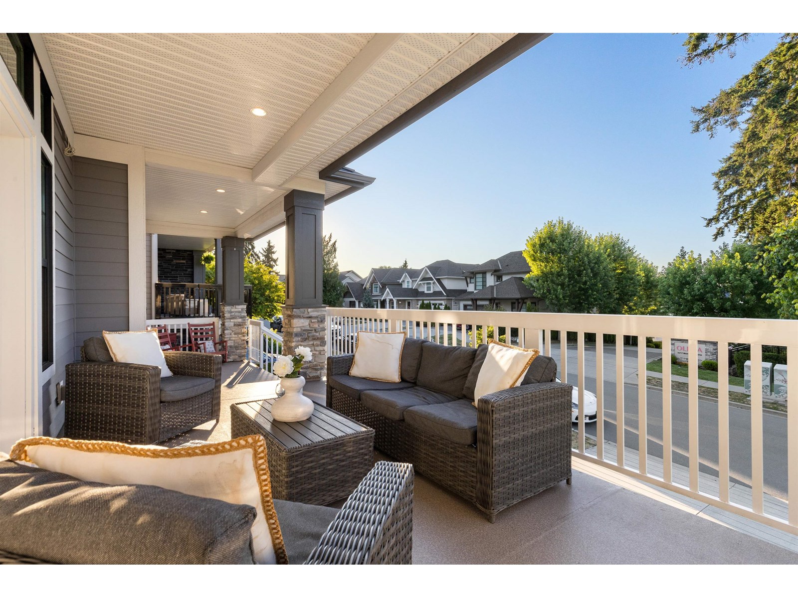 Property at 15708 MOUNTAIN VIEW DRIVE image 5