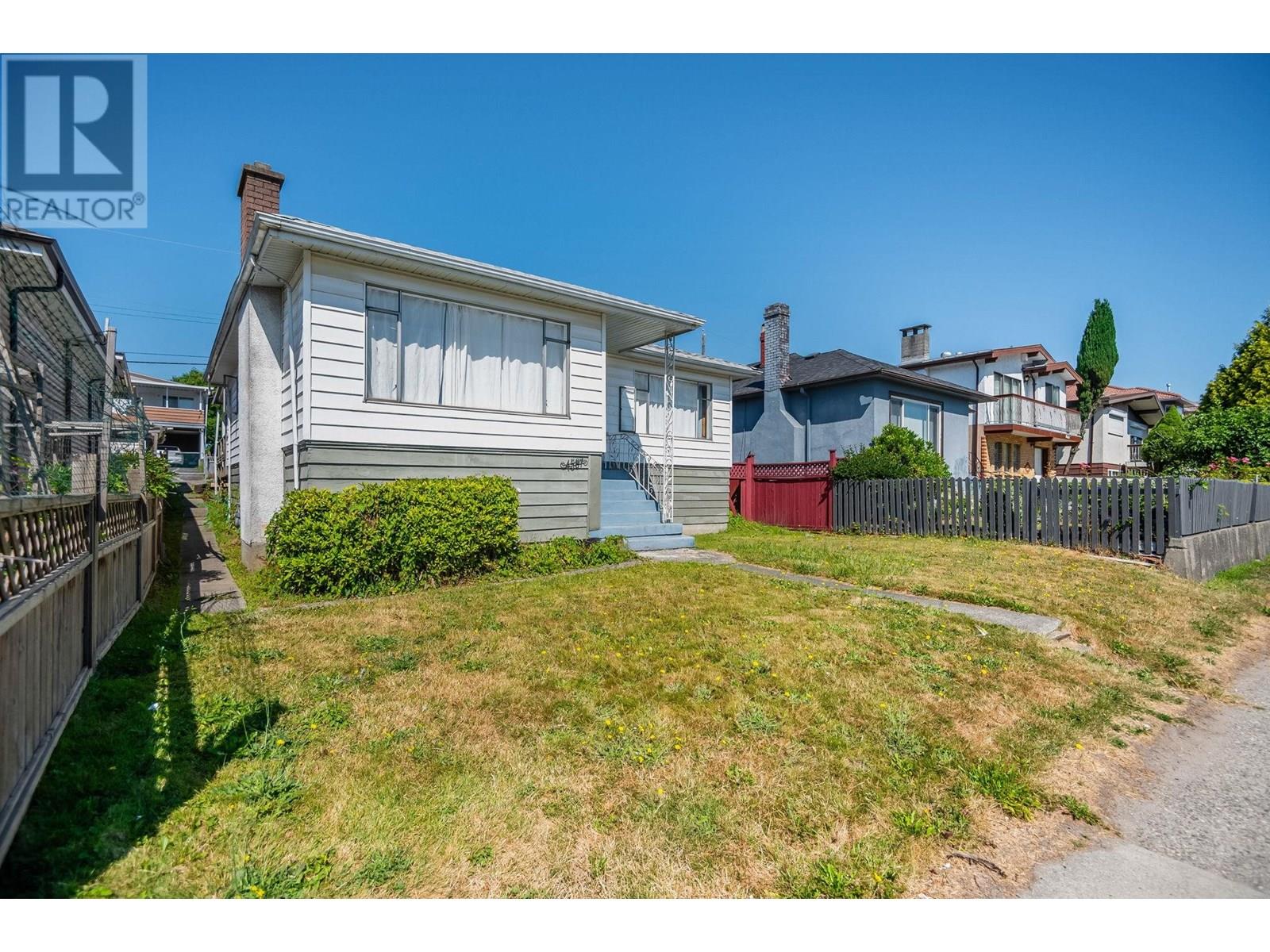 Property at 4587 KNIGHT STREET image 5