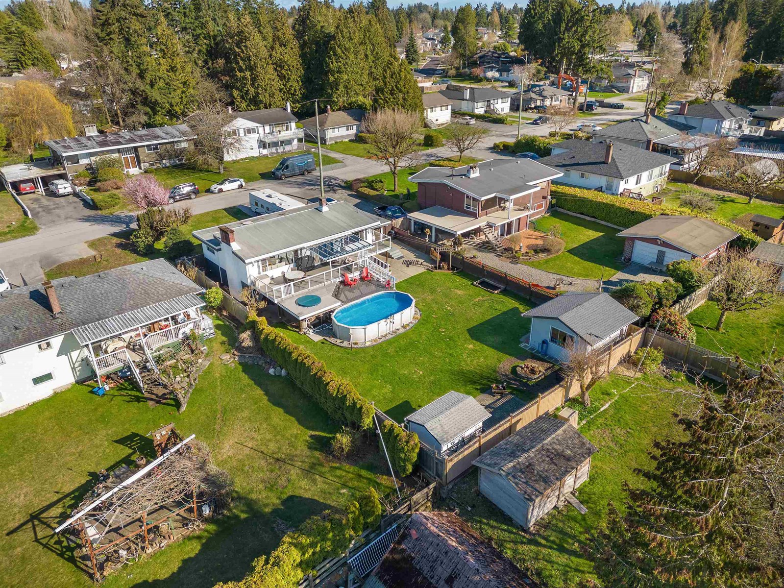 Property at 10257 125 STREET image 3