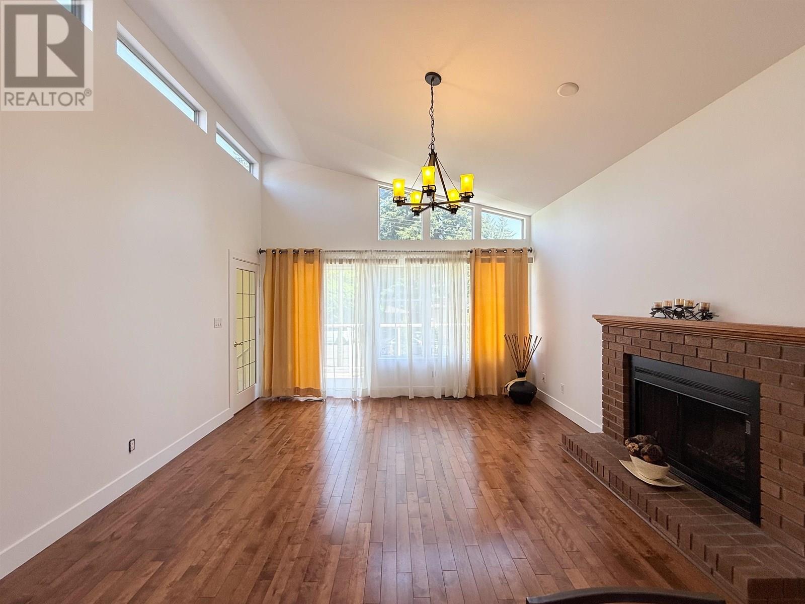 1717 Tatlow Avenue, North Vancouver, British Columbia  V7P 3A1 - Photo 5 - R3029381