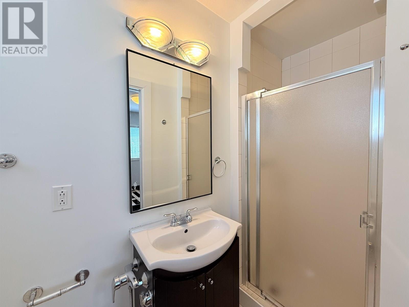 1717 Tatlow Avenue, North Vancouver, British Columbia  V7P 3A1 - Photo 16 - R3029381