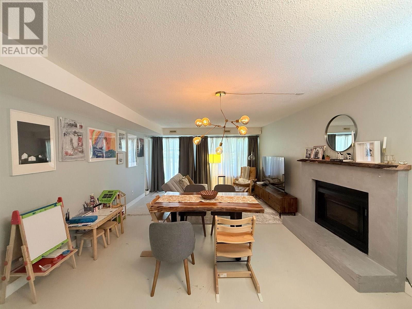 1717 Tatlow Avenue, North Vancouver, British Columbia  V7P 3A1 - Photo 23 - R3029381