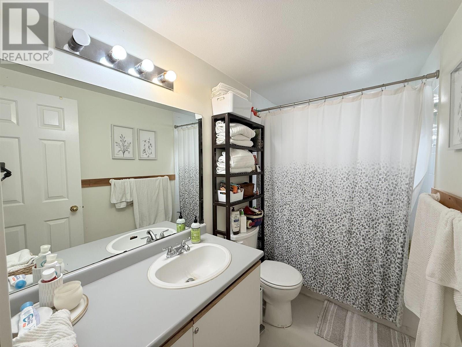 1717 Tatlow Avenue, North Vancouver, British Columbia  V7P 3A1 - Photo 28 - R3029381