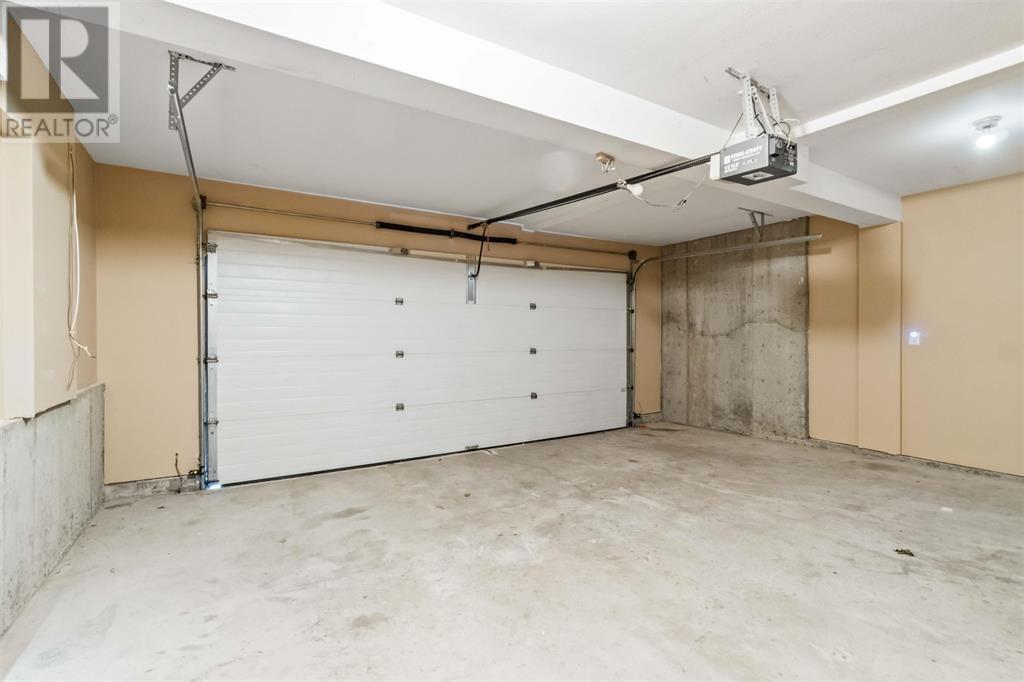 2018 Turnberry Lane, Coquitlam, British Columbia  V3E 3N5 - Photo 38 - R3029538