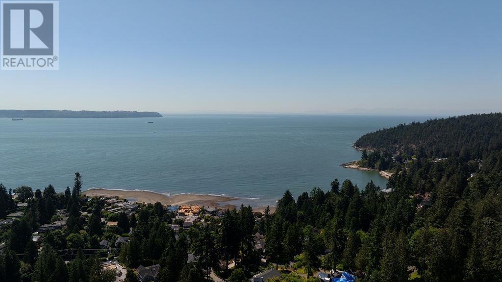 4402 Keith Road, West Vancouver, British Columbia V7W 2M2 - Photo 14 - R3029569