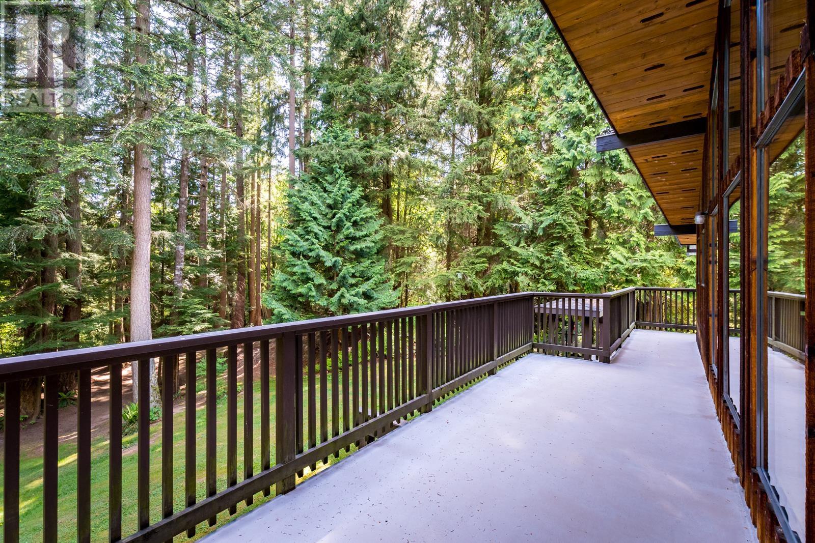 1371 Sunshine Coast Highway, Gibsons, British Columbia  V0N 1V0 - Photo 12 - R3029641