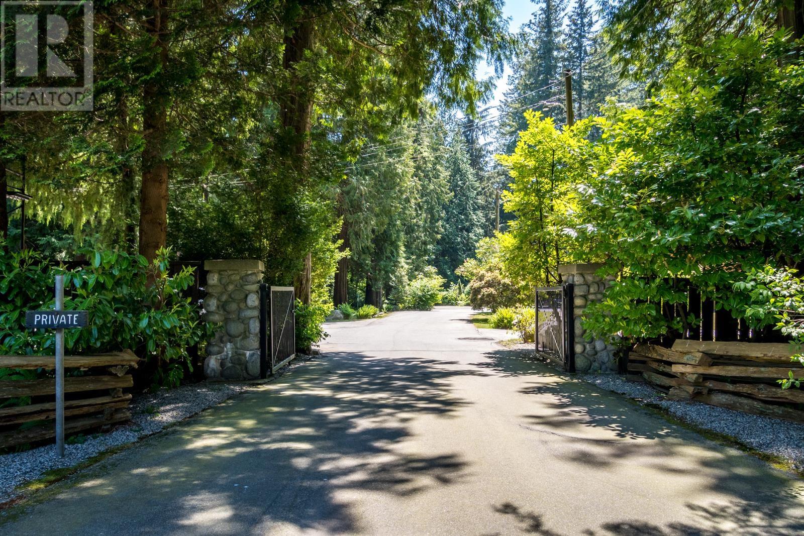 Property at 1371 SUNSHINE COAST HIGHWAY image 2