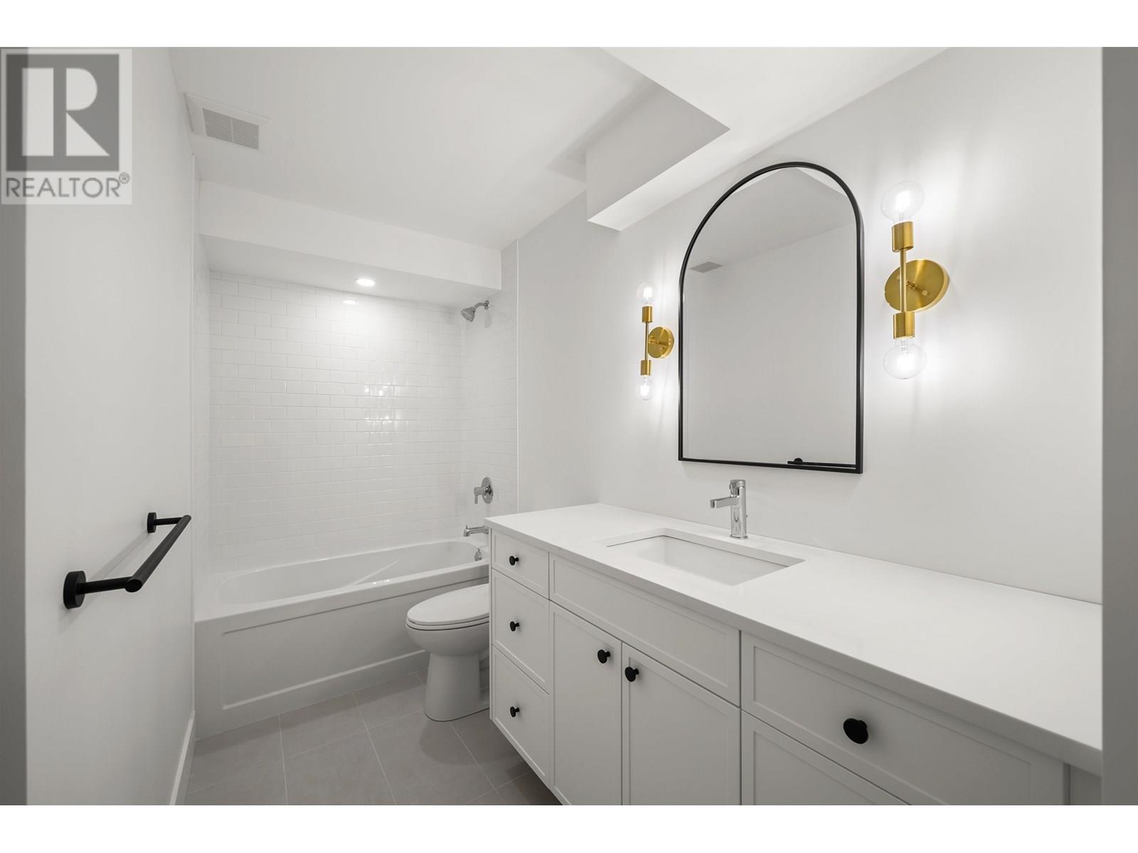 1 Cedarwood Court, Port Moody, British Columbia  V3H 4W2 - Photo 34 - R3029708