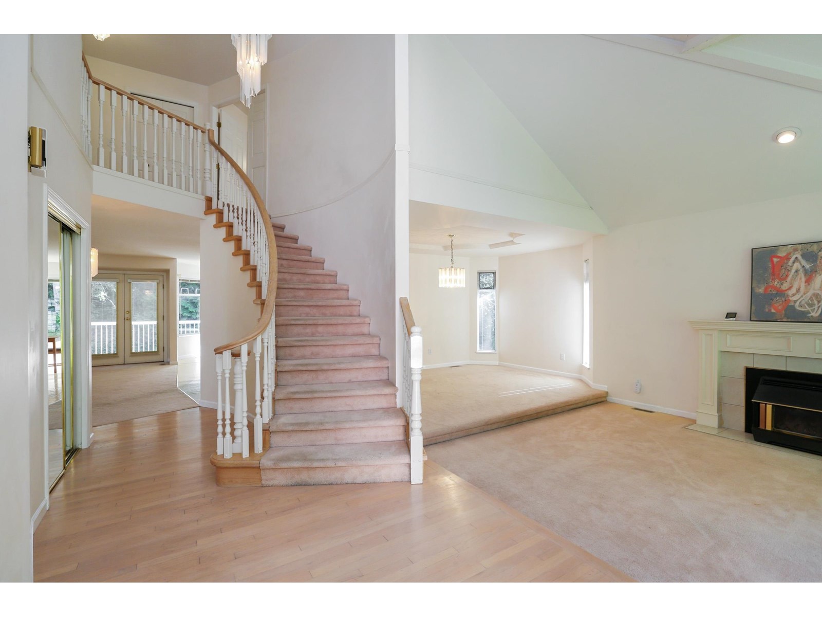 Property at 14891 26 AVENUE image 3
