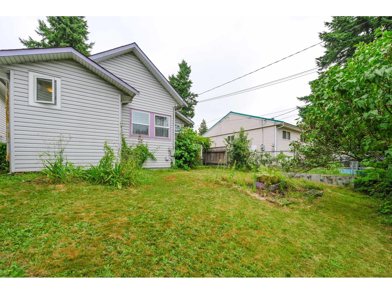 Property at 32881 1ST AVENUE image 3