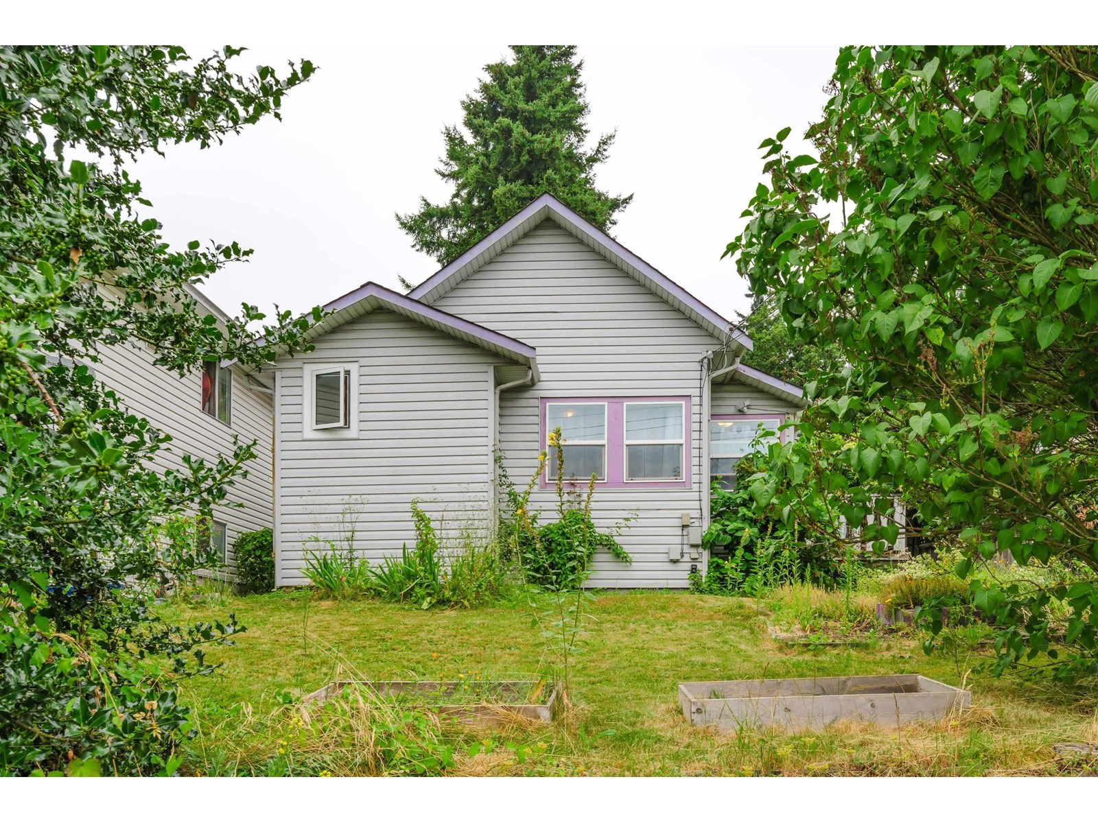 Property at 32881 1ST AVENUE image 2