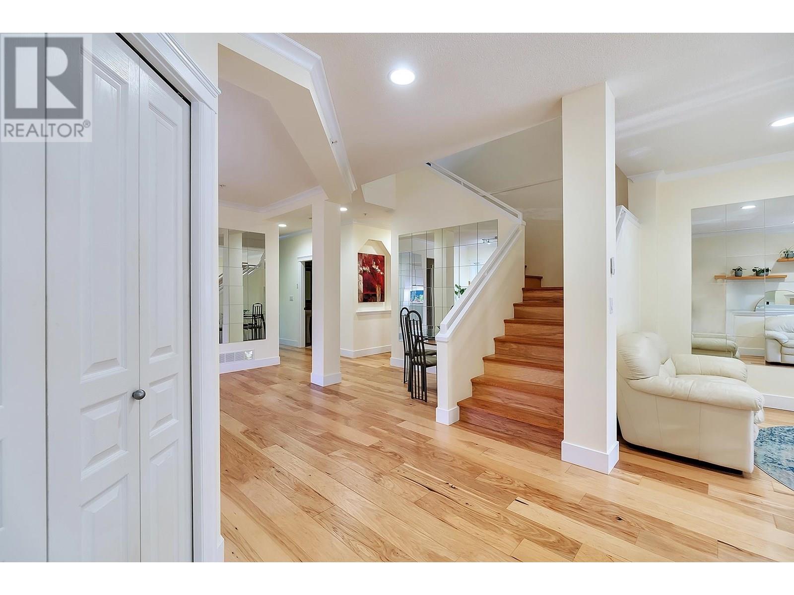 11259 Blaney Crescent, Pitt Meadows, British Columbia  V3Y 2W2 - Photo 7 - R3029977