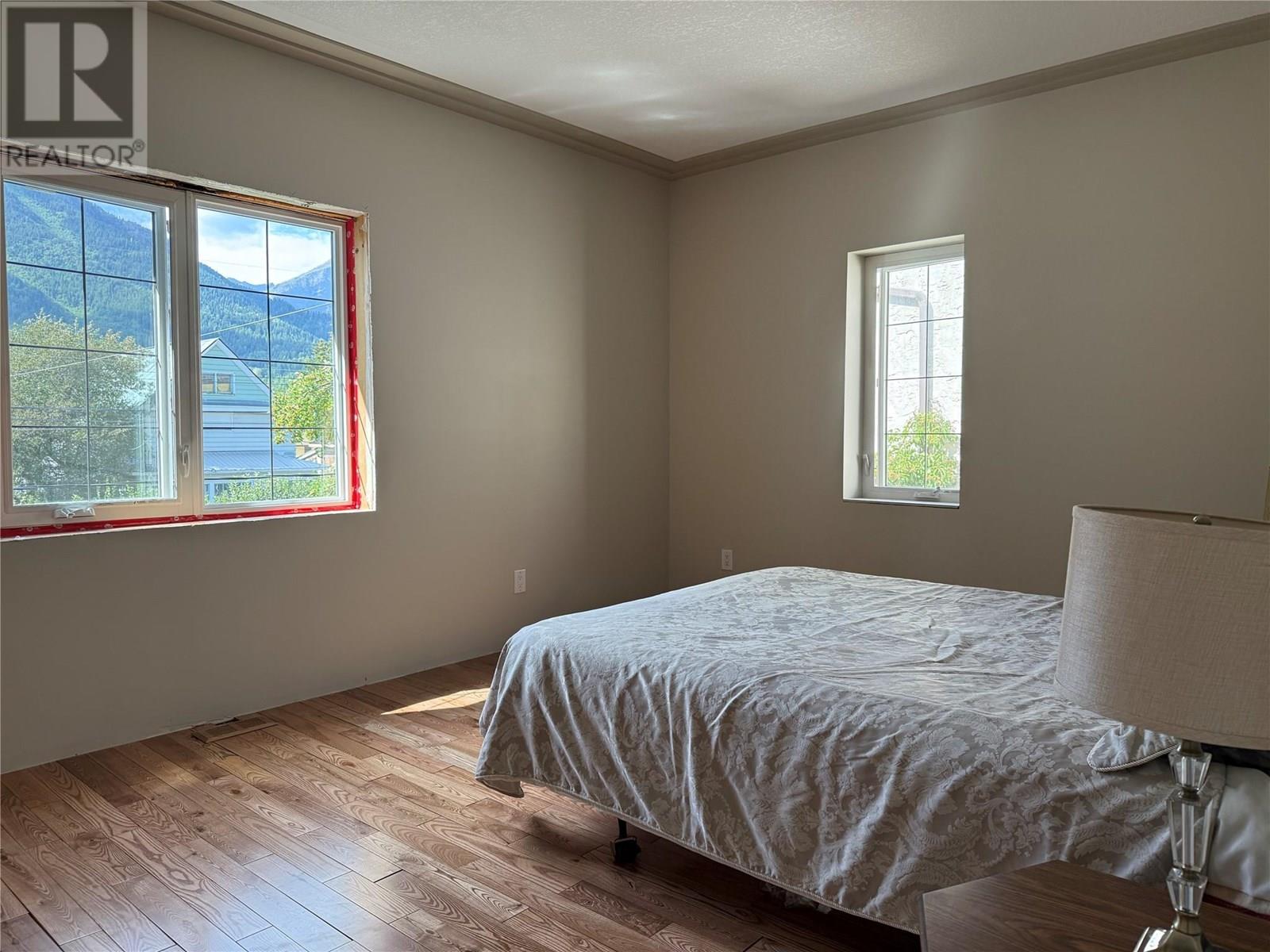 632 4th Avenue, Fernie, British Columbia  V0B 1M0 - Photo 6 - 10356875