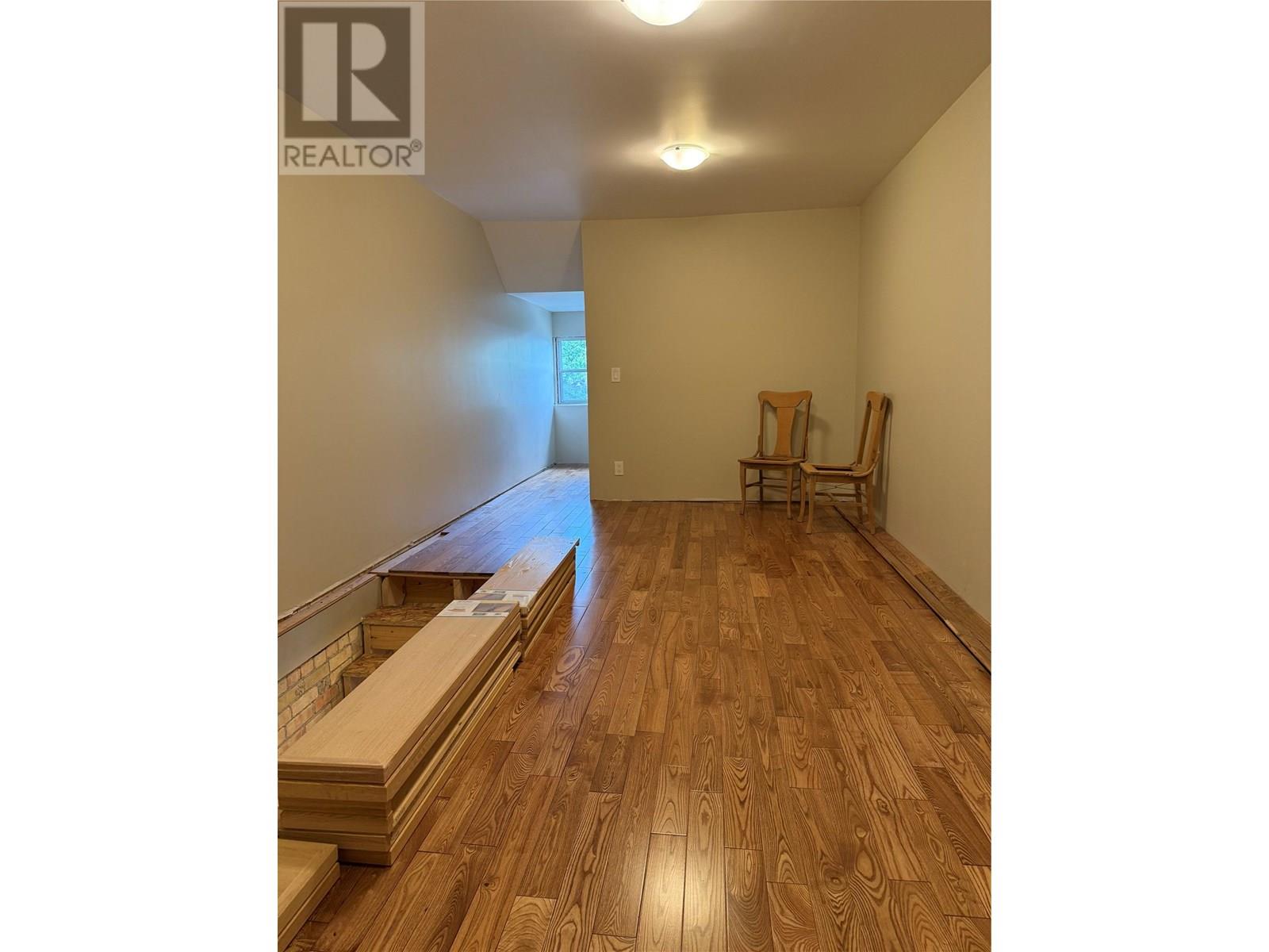632 4th Avenue, Fernie, British Columbia  V0B 1M0 - Photo 14 - 10356875