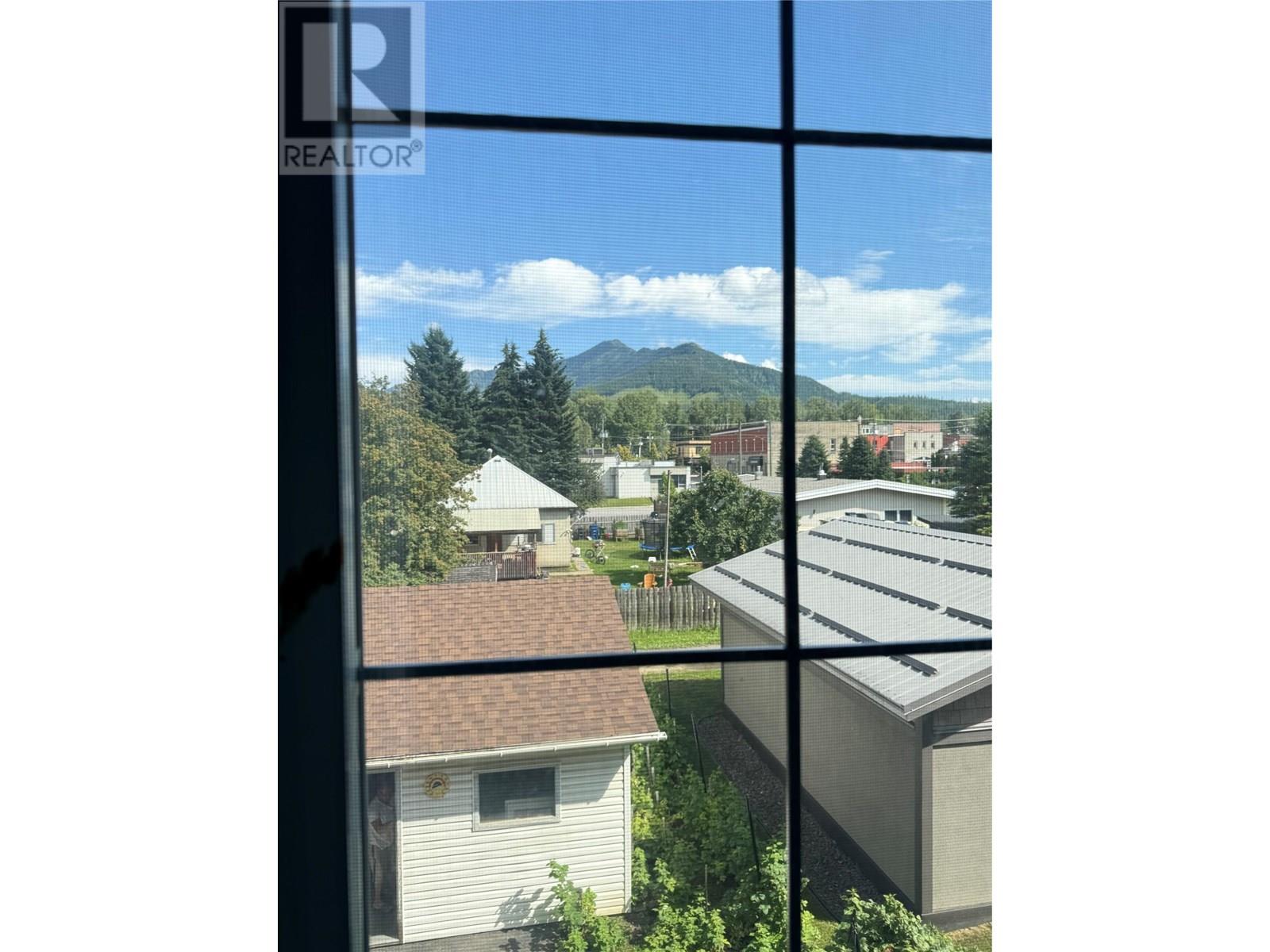 632 4th Avenue, Fernie, British Columbia  V0B 1M0 - Photo 16 - 10356875