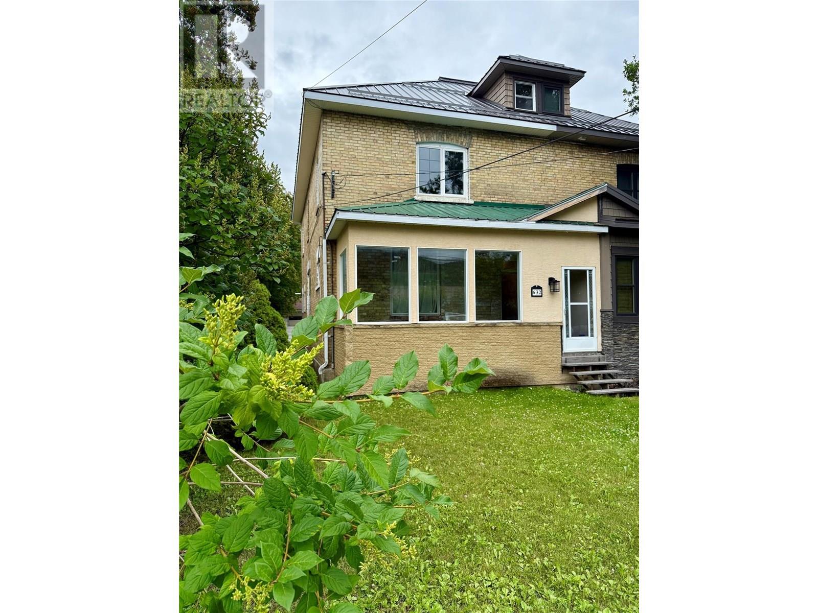 632 4TH Avenue, fernie, British Columbia