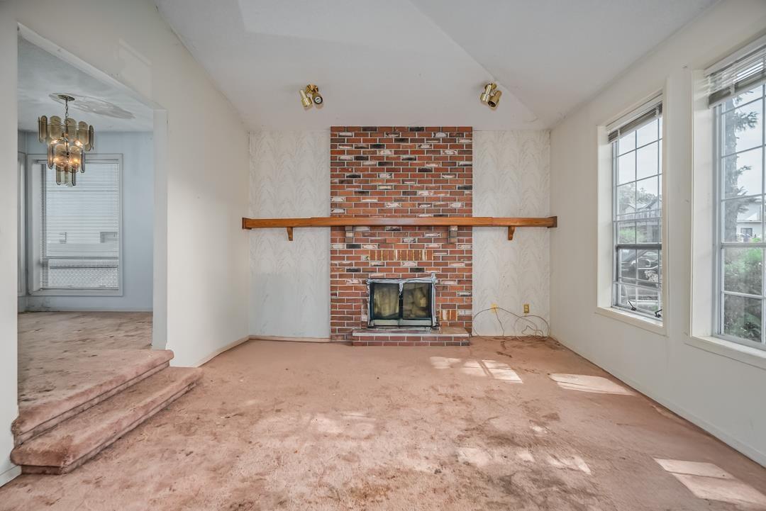 Property at 2451 GROSVENOR PLACE image 4