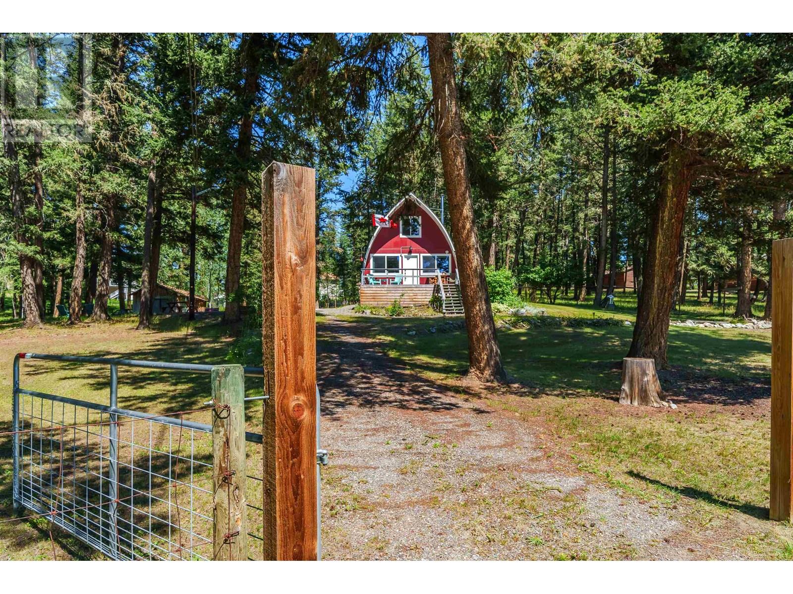 5176 Kallum Drive, 108 Mile Ranch, British Columbia  V0K 2Z0 - Photo 2 - R3030180