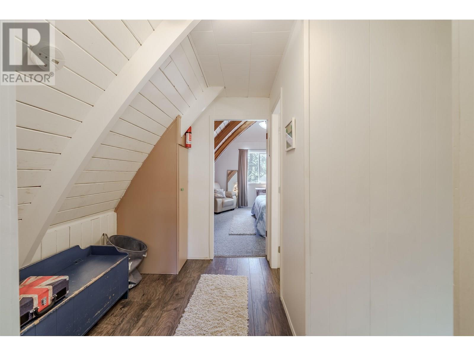 5176 Kallum Drive, 108 Mile Ranch, British Columbia  V0K 2Z0 - Photo 27 - R3030180