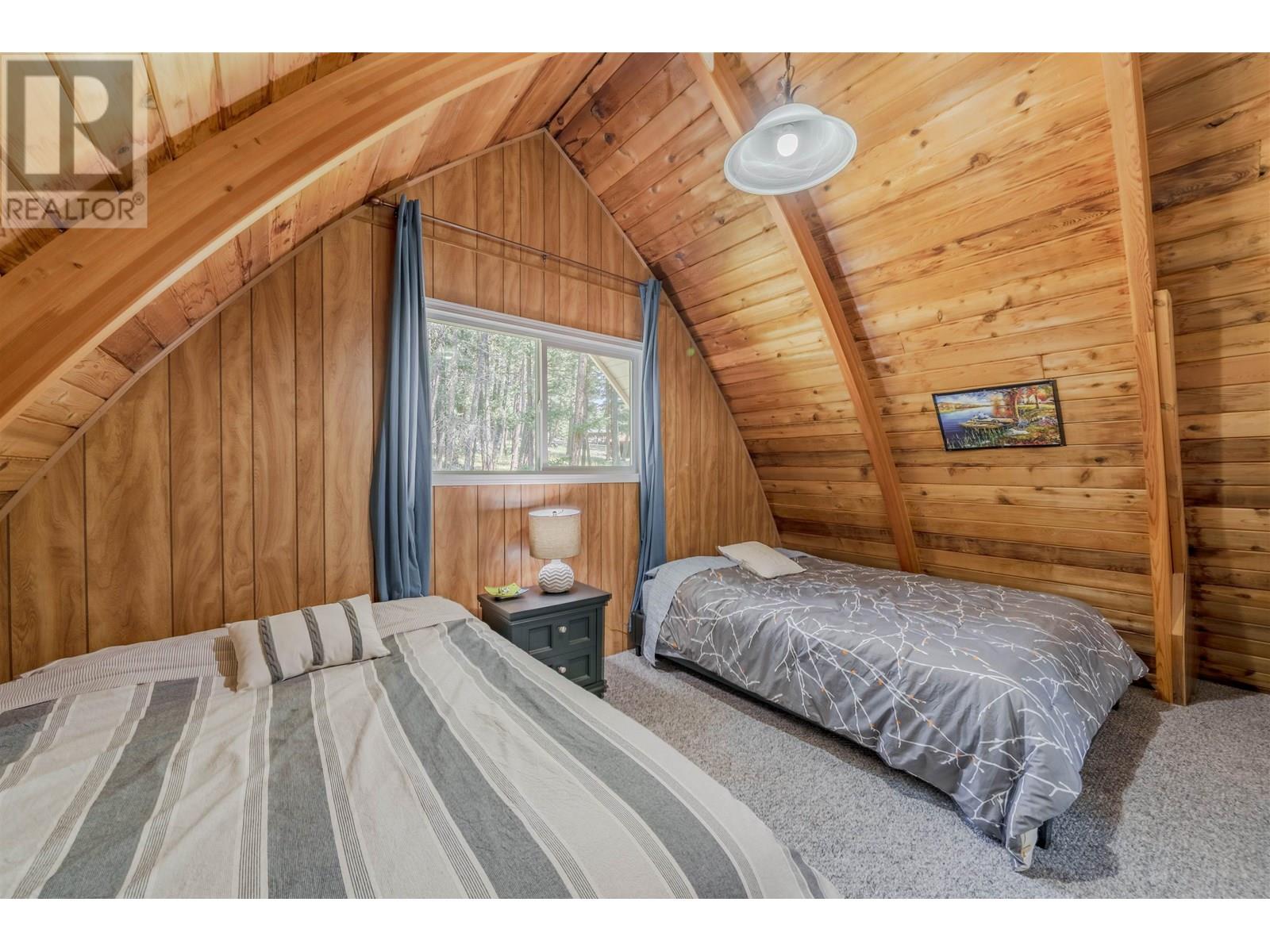 5176 Kallum Drive, 108 Mile Ranch, British Columbia  V0K 2Z0 - Photo 25 - R3030180