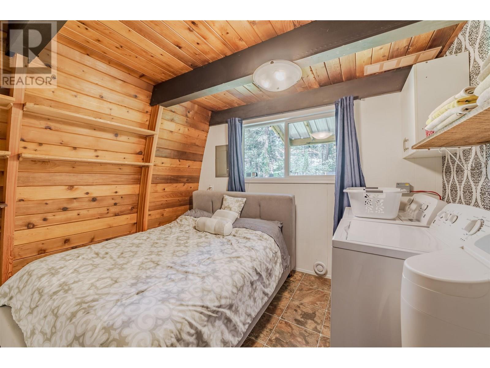 5176 Kallum Drive, 108 Mile Ranch, British Columbia  V0K 2Z0 - Photo 22 - R3030180