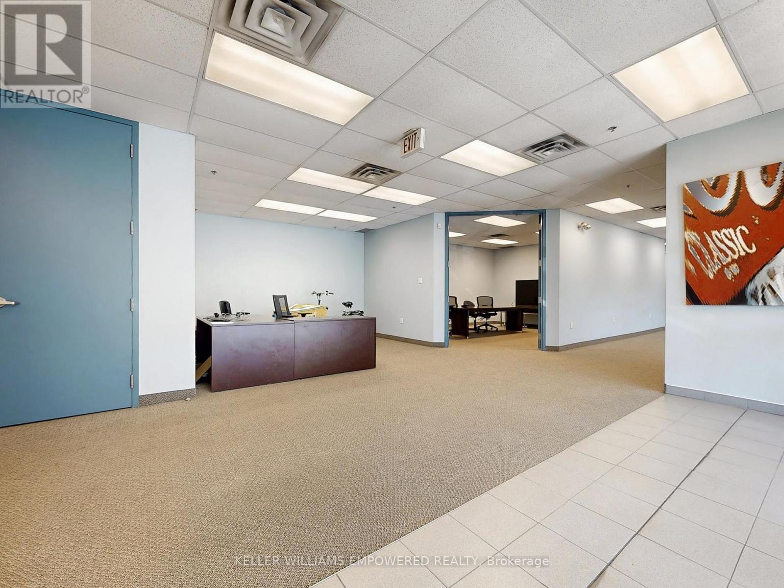 1060b Lorimar Drive, Mississauga, Ontario  L5S 1R8 - Photo 10 - W12292060