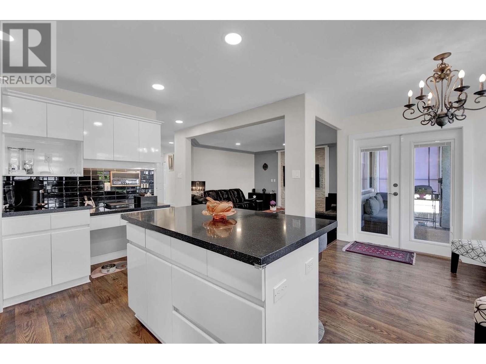 1512 Eagle Mountain Drive, Coquitlam, British Columbia  V3E 2Y6 - Photo 18 - R3030200