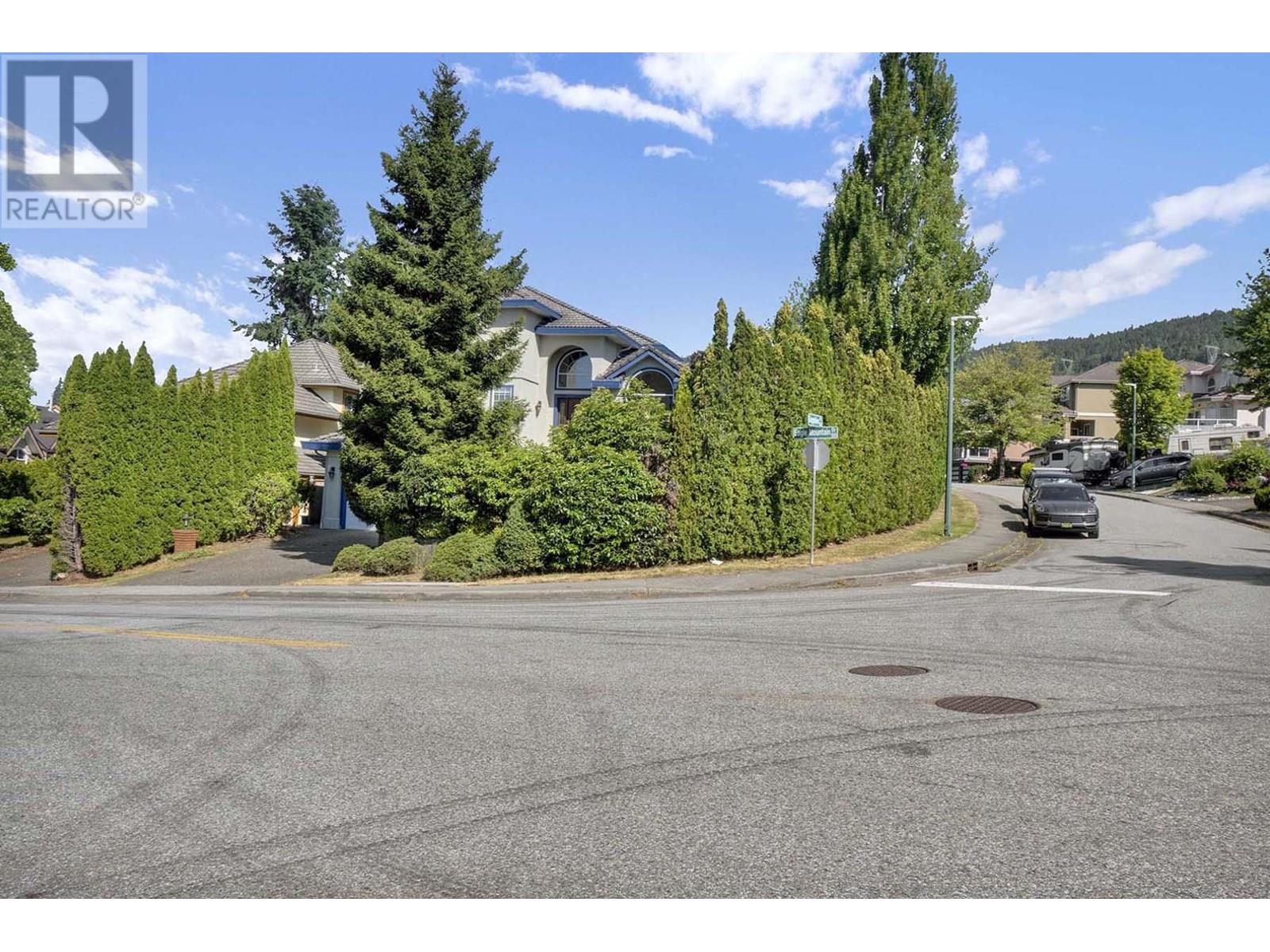1512 Eagle Mountain Drive, Coquitlam, British Columbia  V3E 2Y6 - Photo 3 - R3030200