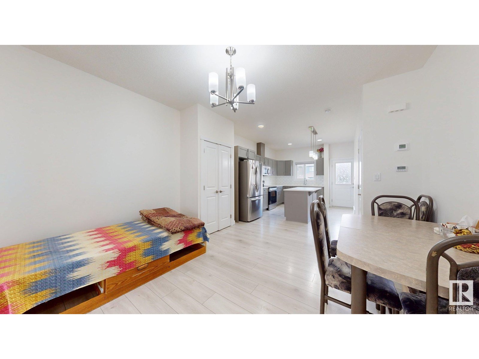 3230 4 St Nw, Edmonton, Alberta  T6T 2S9 - Photo 7 - E4449283