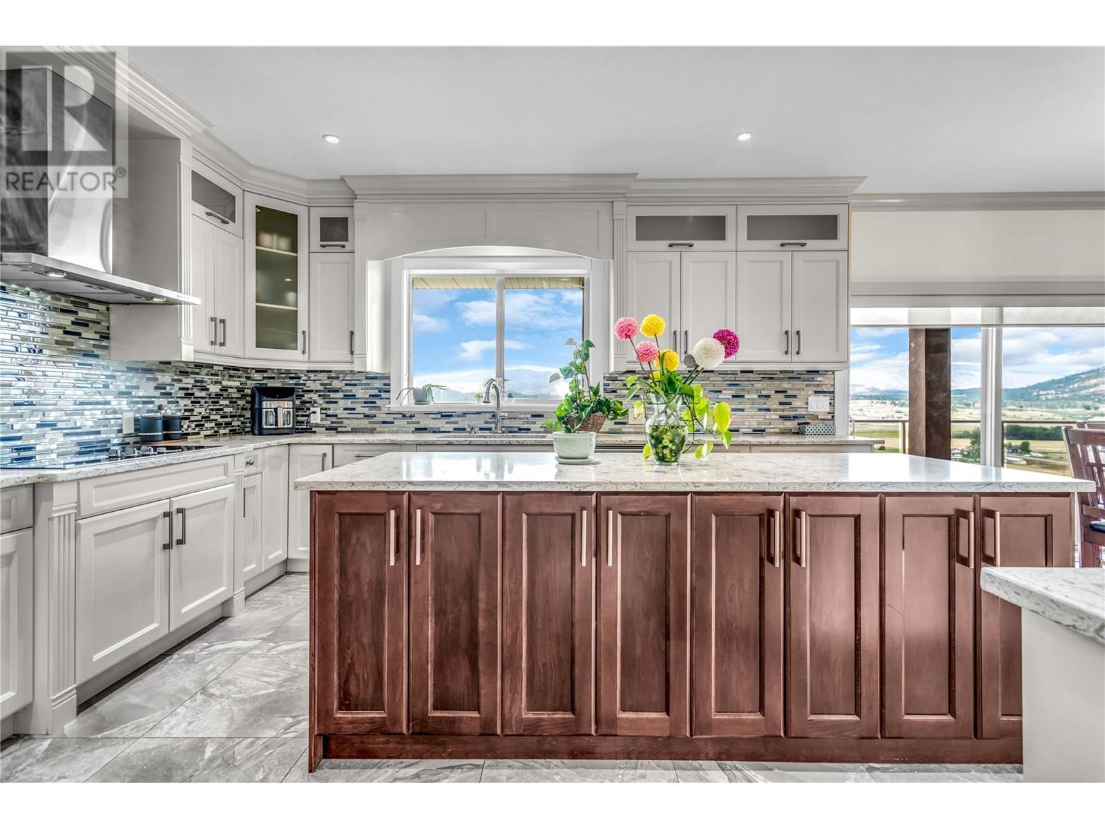 4561 Rittich Road, Kelowna, British Columbia  V1X 7V6 - Photo 10 - 10356694