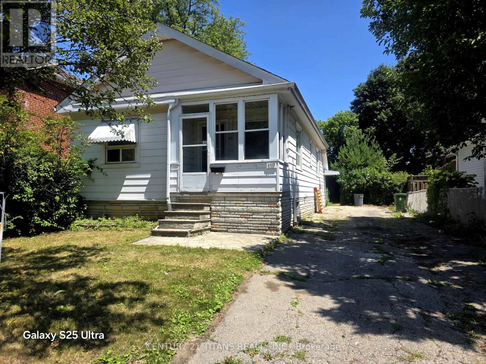 Property at 119 HEALE AVENUE image 1