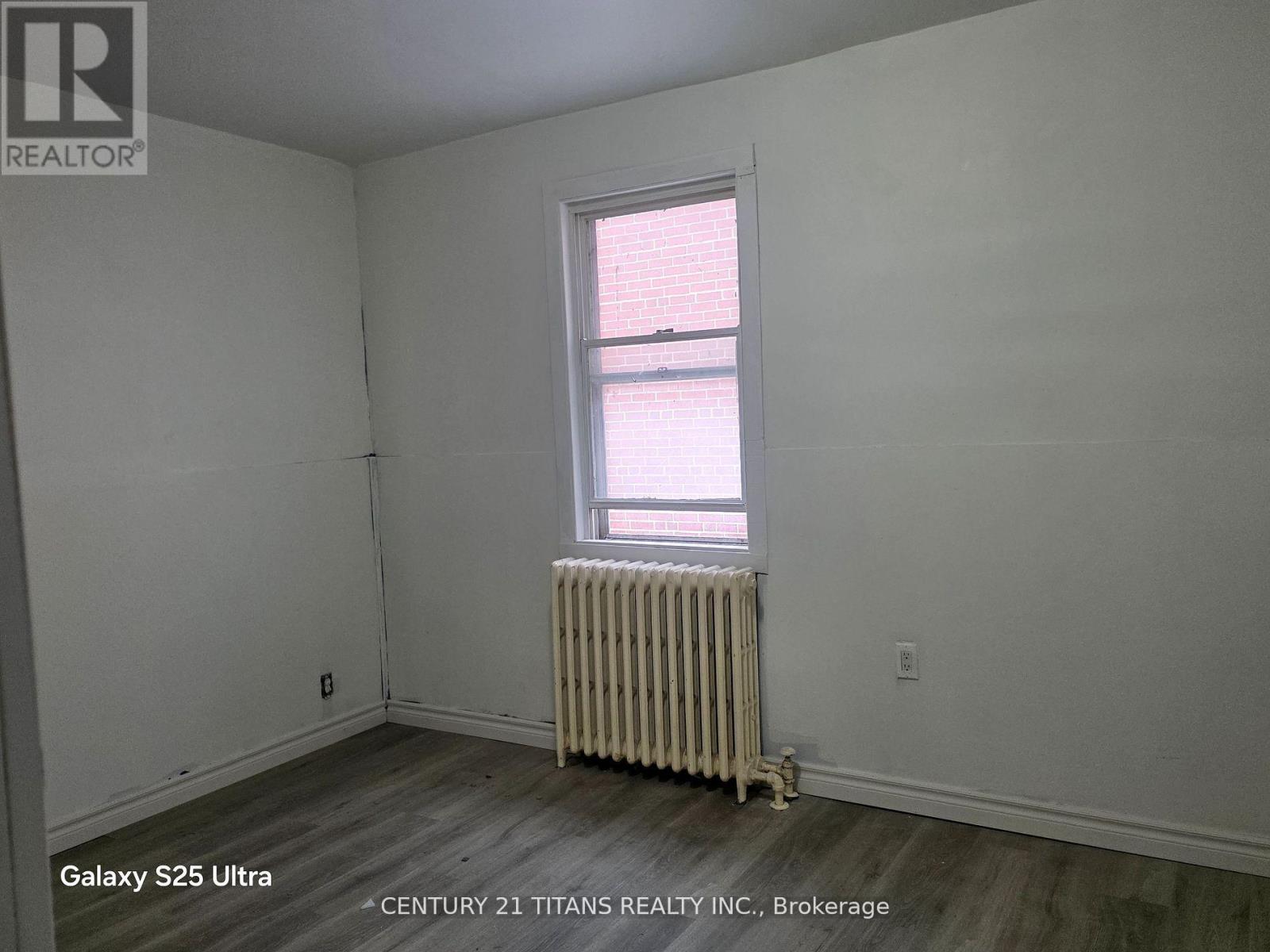119 Heale Avenue, Toronto (Birchcliffe-Cliffside), Ontario  M1N 3Y2 - Photo 14 - E12303709