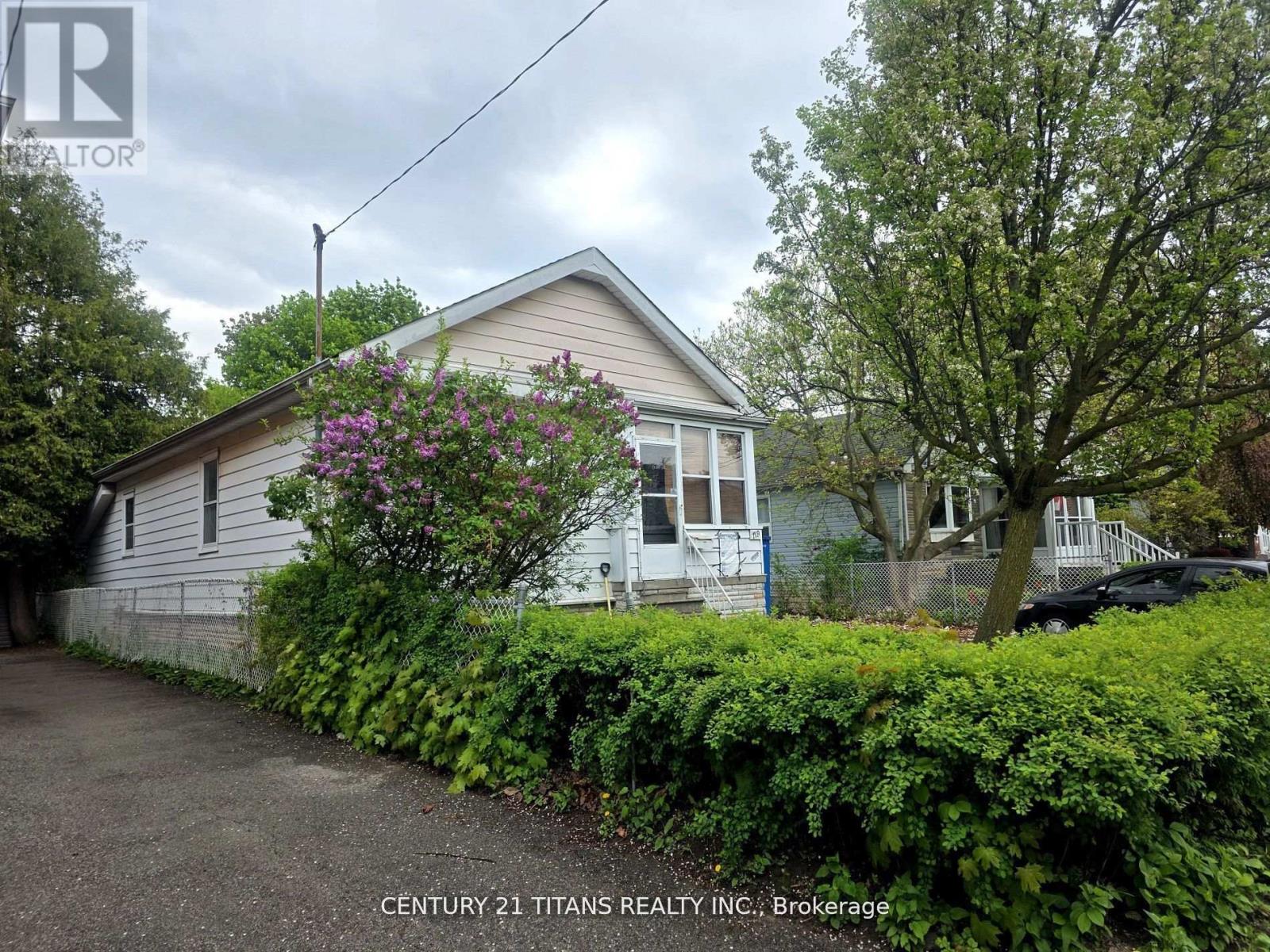 Property at 119 HEALE AVENUE image 3