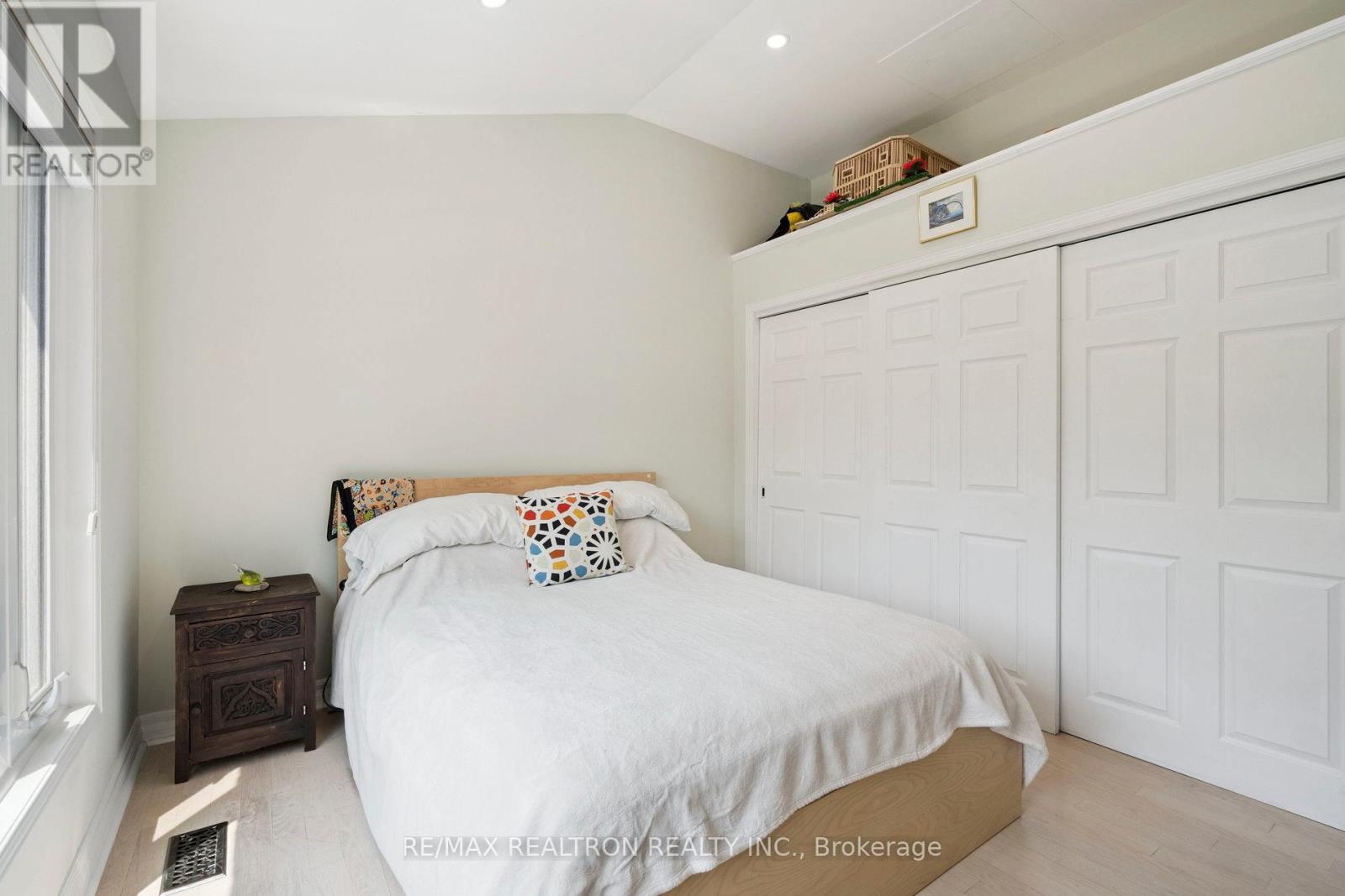 72 Walmer Road, Richmond Hill, Ontario  L4C 3X1 - Photo 31 - N12303695