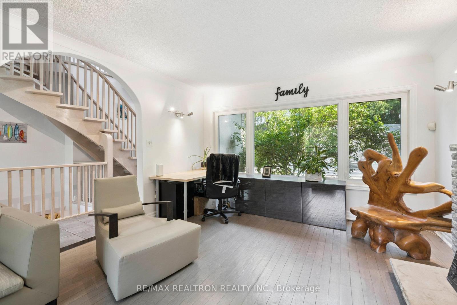 72 Walmer Road, Richmond Hill, Ontario  L4C 3X1 - Photo 8 - N12303695