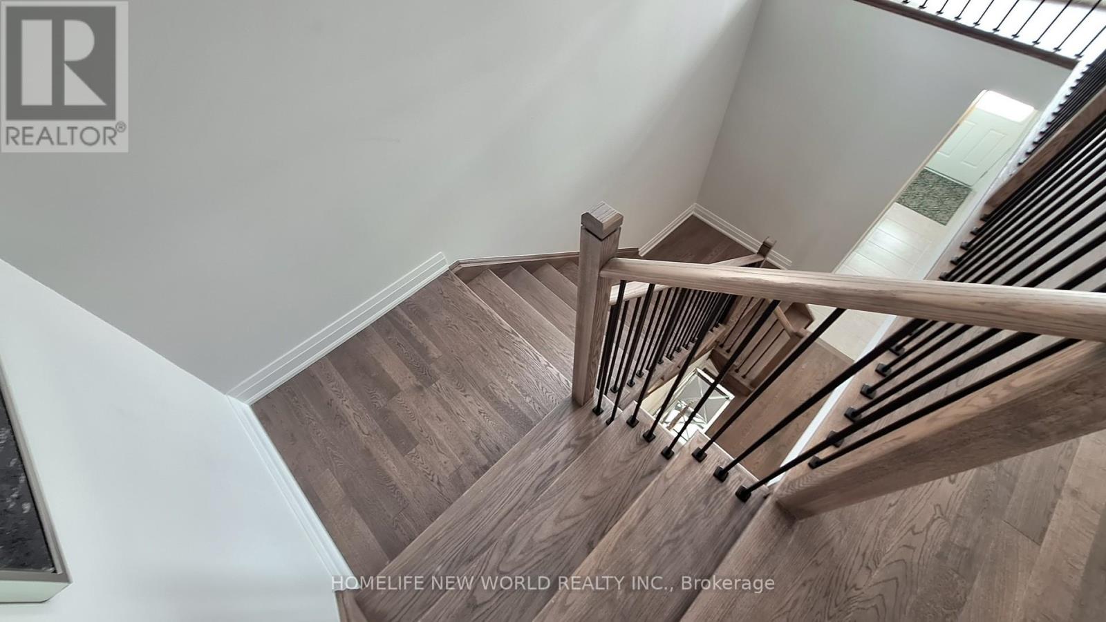 6 Speciosa Street, Richmond Hill, Ontario  L4E 2Y5 - Photo 28 - N12303704