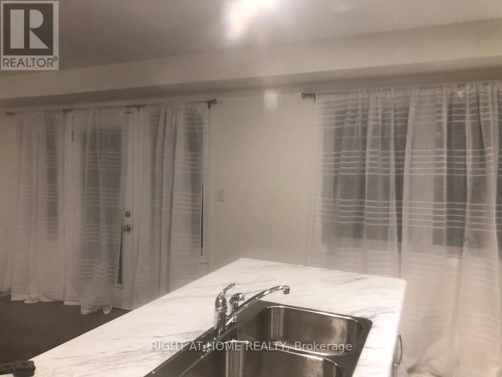 98 - 1000 Asleton Boulevard, Milton, Ontario  L9T 9L4 - Photo 10 - W12303698