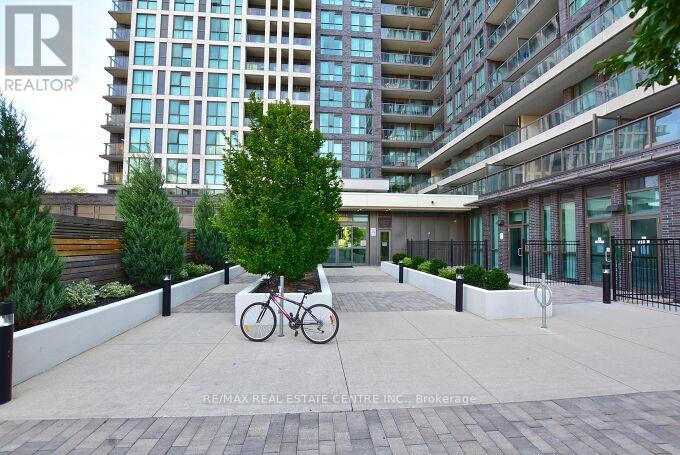 1116 - 80 Esther Lorrie Drive, Toronto, Ontario  M9W 0C6 - Photo 12 - W12303717