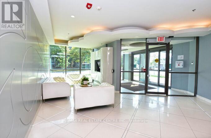 1116 - 80 Esther Lorrie Drive, Toronto, Ontario  M9W 0C6 - Photo 9 - W12303717