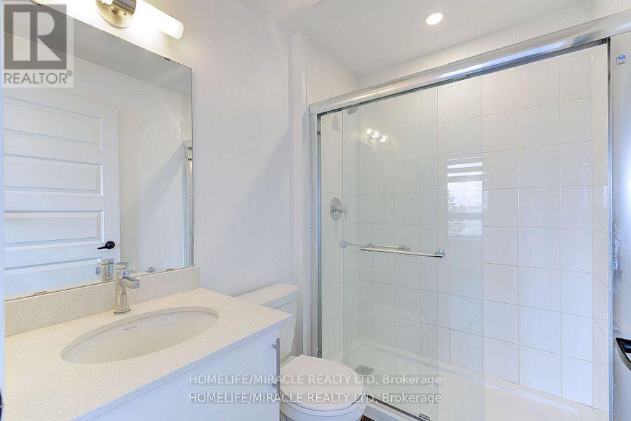 402 - 26 Lowes Road W, Guelph, Ontario  N1G 4X2 - Photo 15 - X12303721